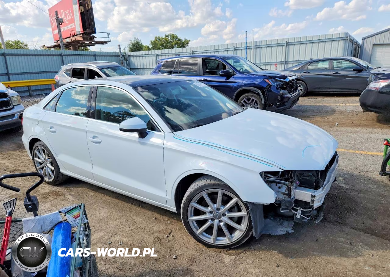 2015 Audi A3 Premium Plus VIN:WAUCCGFFXF1005831 - 4