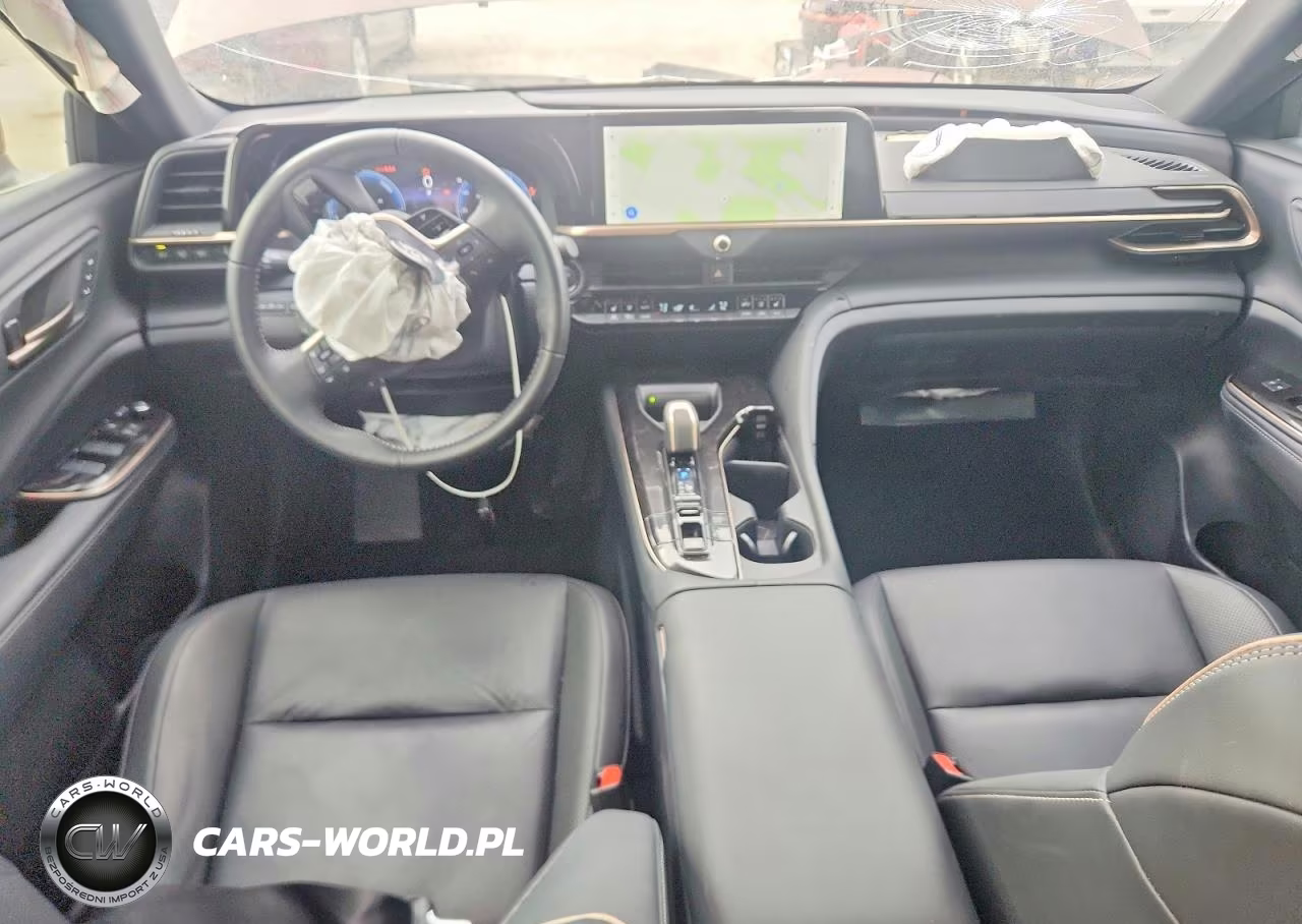 2025 Toyota Crown Signia Xle VIN:JTDACAAJ7S3008106 - 8