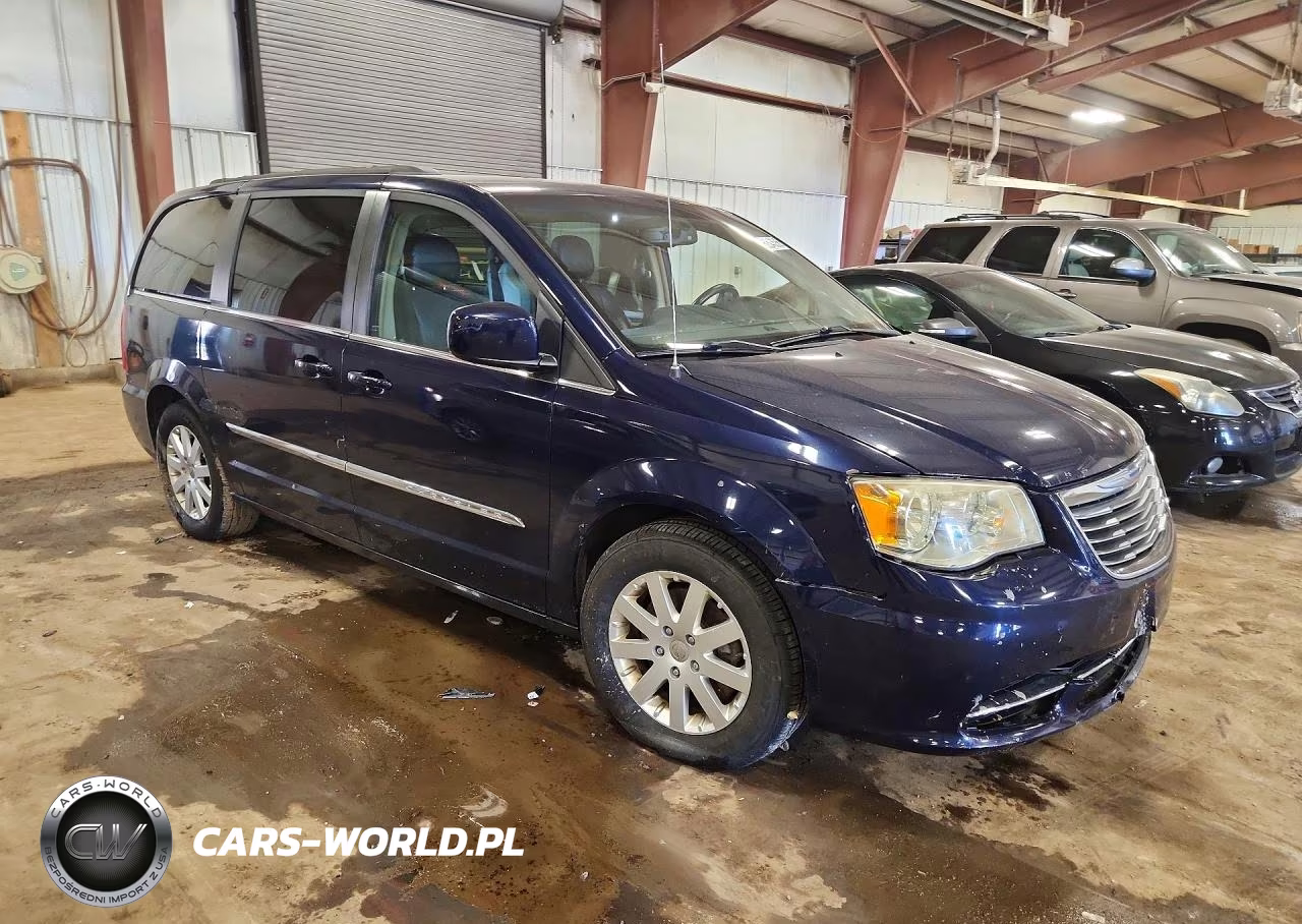 2015 Chrysler Town & Country Touring VIN:2C4RC1BG6FR627704 - 4