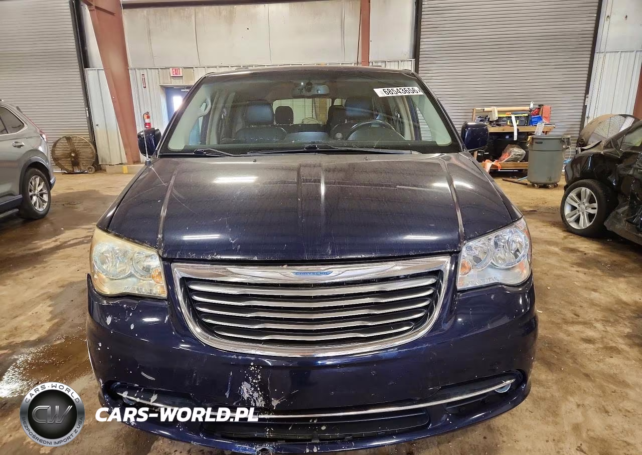 2015 Chrysler Town & Country Touring VIN:2C4RC1BG6FR627704 - 5