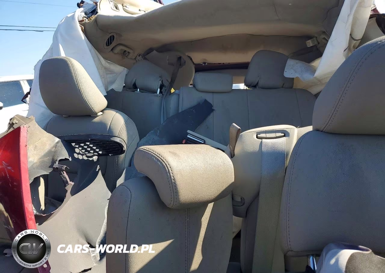 2016 Toyota Sienna Xle 8-Passenger VIN:5TDYK3DC0GS700465 - 10
