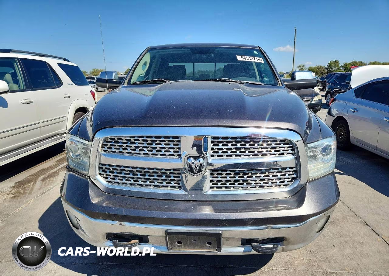 2015 Ram 1500 Laramie VIN:1C6RR7VM9FS656414 - 5