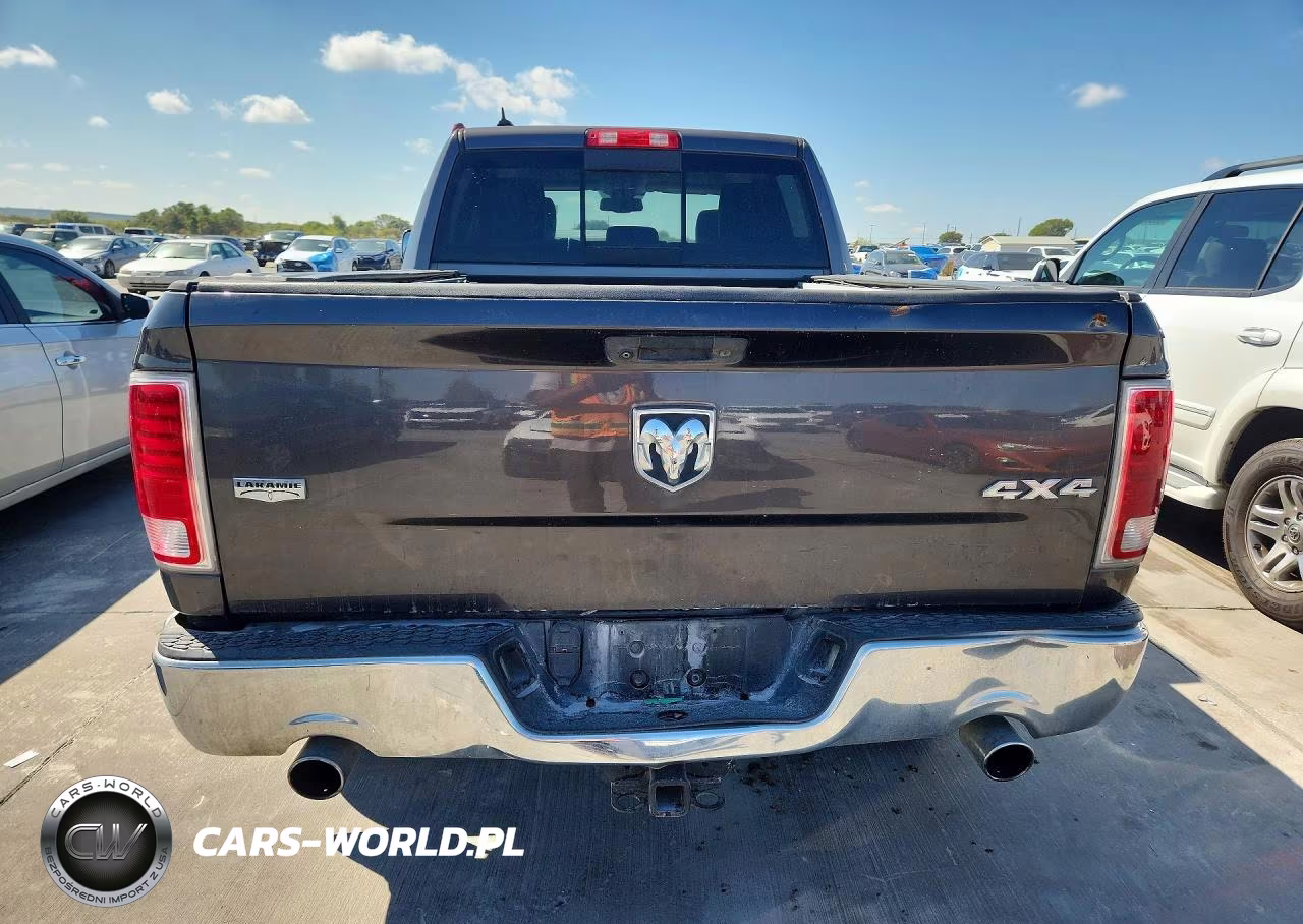 2015 Ram 1500 Laramie VIN:1C6RR7VM9FS656414 - 6
