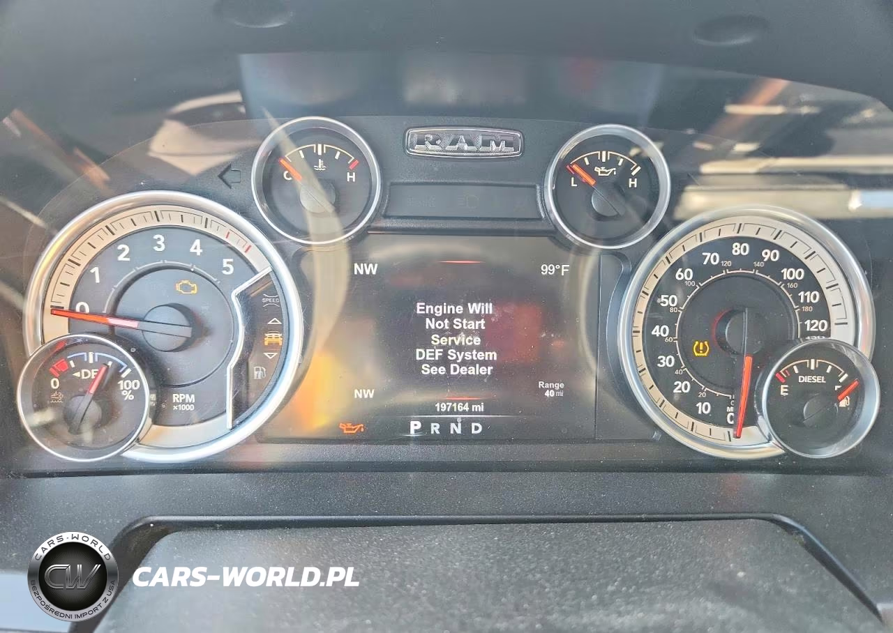 2015 Ram 1500 Laramie VIN:1C6RR7VM9FS656414 - 9
