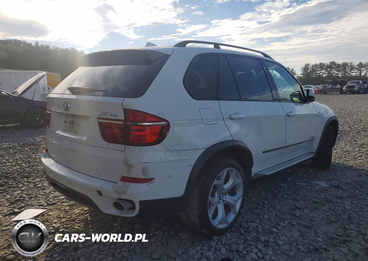 2011 BMW X5 xDrive35I VIN:5UXZV4C58BL403554 - 3