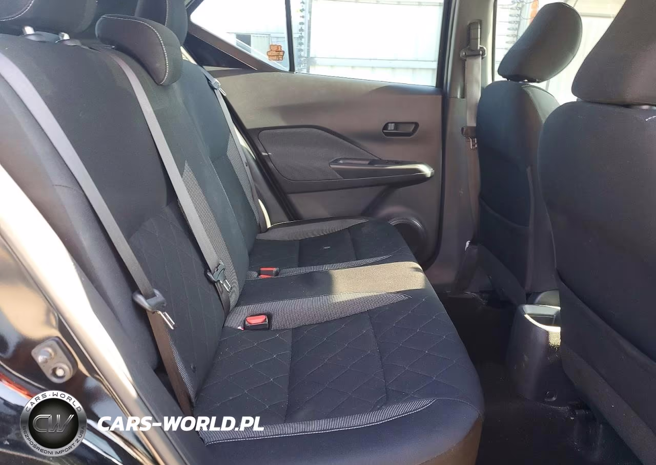 2019 Nissan Kicks S VIN:3N1CP5CU9KL532330 - 11