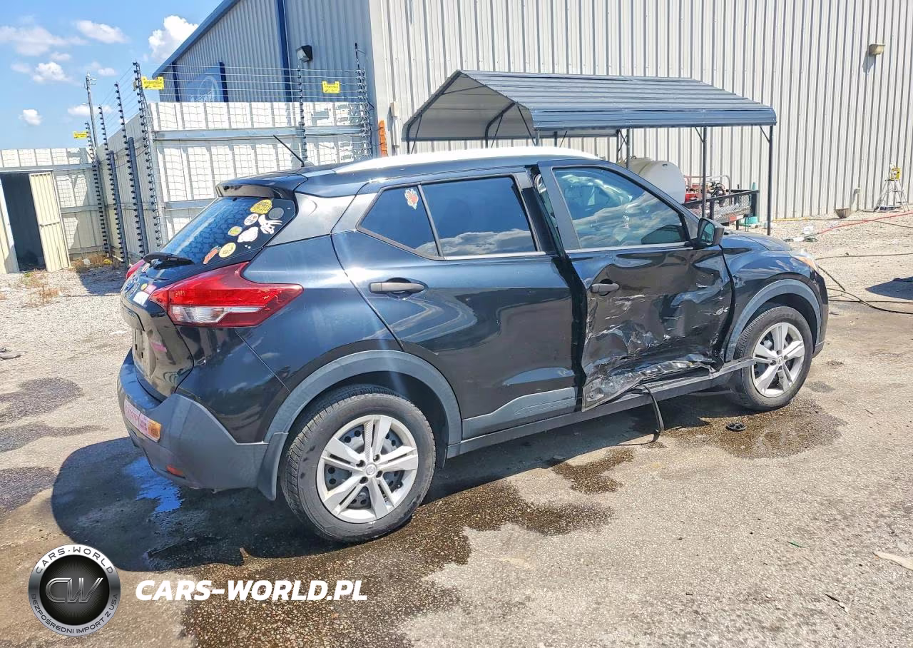 2019 Nissan Kicks S VIN:3N1CP5CU9KL532330 - 3