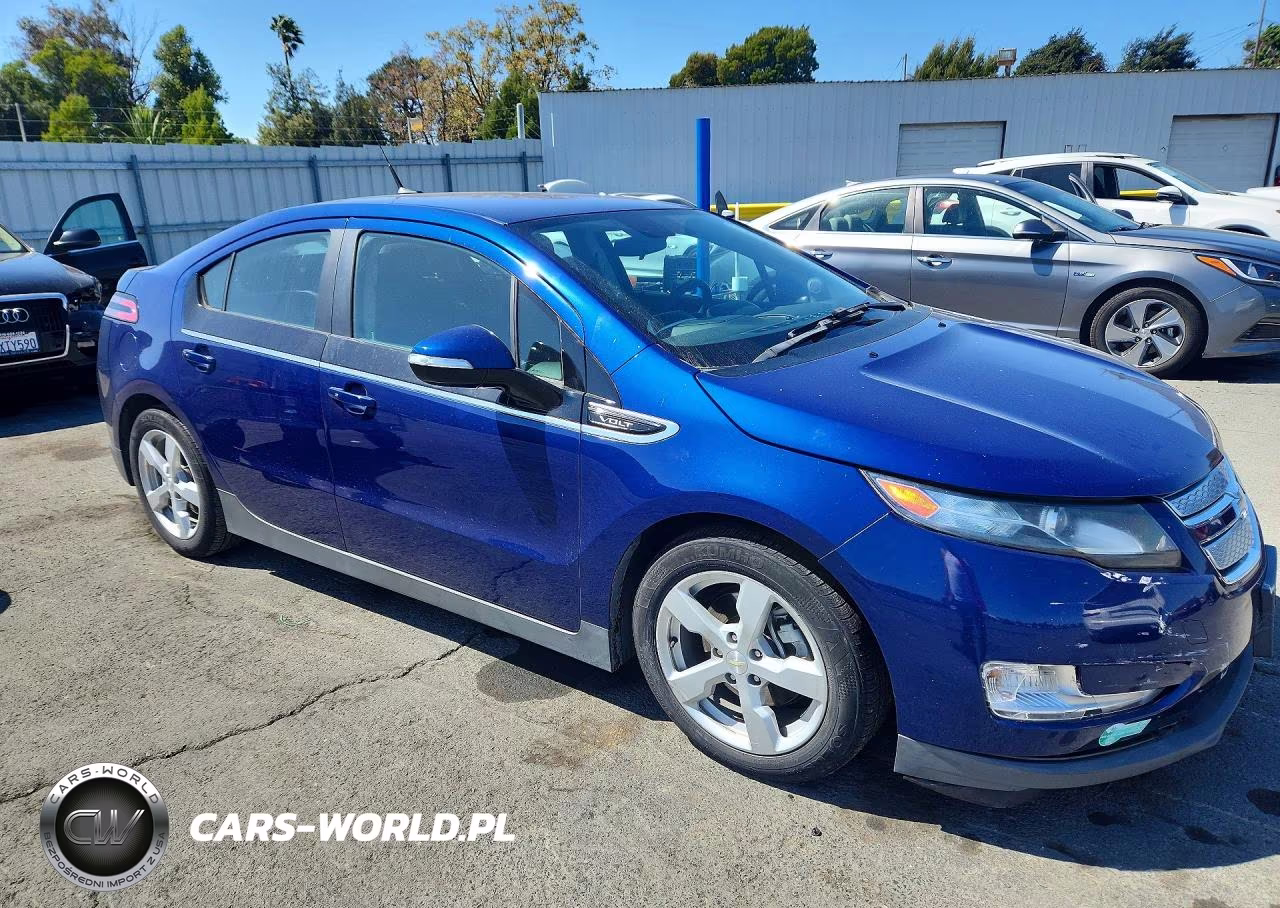 2013 Chevrolet Volt VIN:1G1RE6E47DU149164 - 4