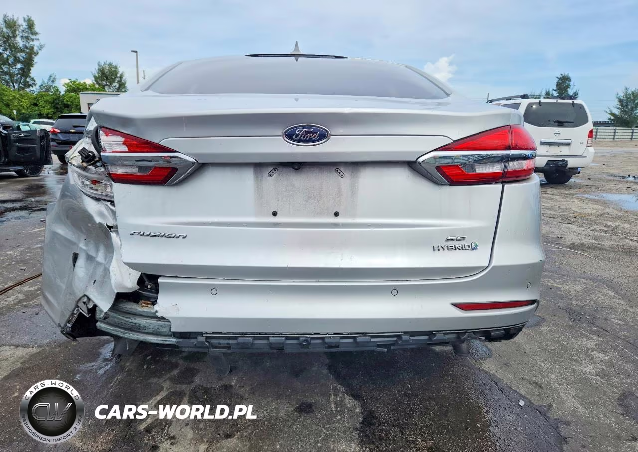 2019 Ford Fusion Se VIN:3FA6P0LU0KR127652 - 6