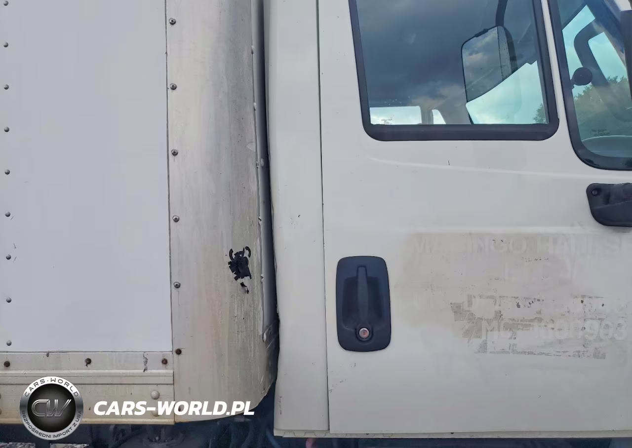 2018 International 4300 Box Truck VIN:3HAMMMMLXJL543857 - 11