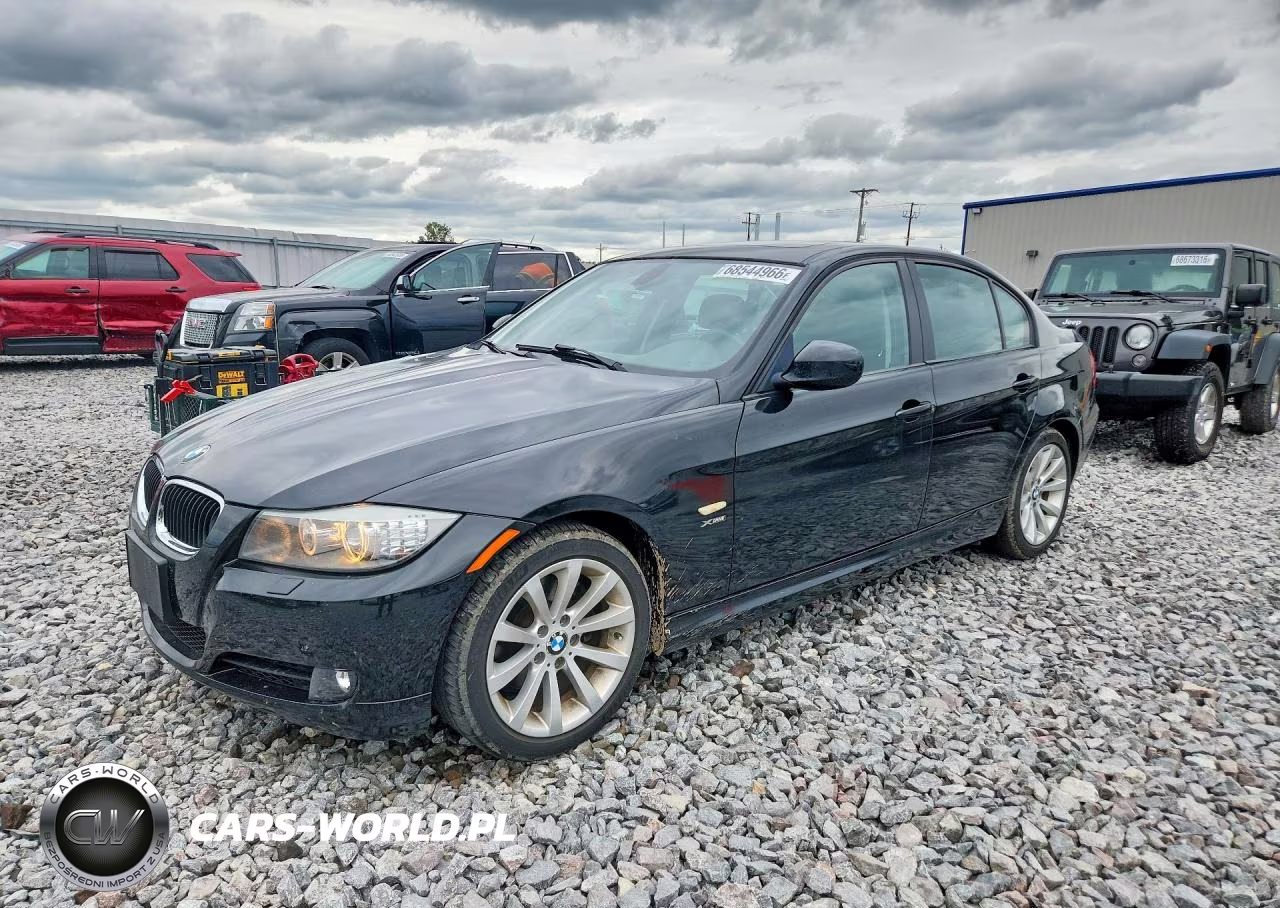 2011 BMW 328 Xi VIN:WBAPK7G57BNN70681 - 1