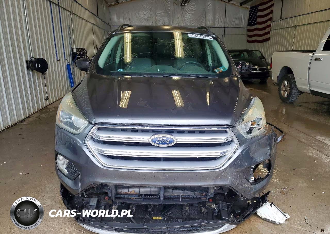 2017 Ford Escape Se VIN:1FMCU0GD7HUC98590 - 5