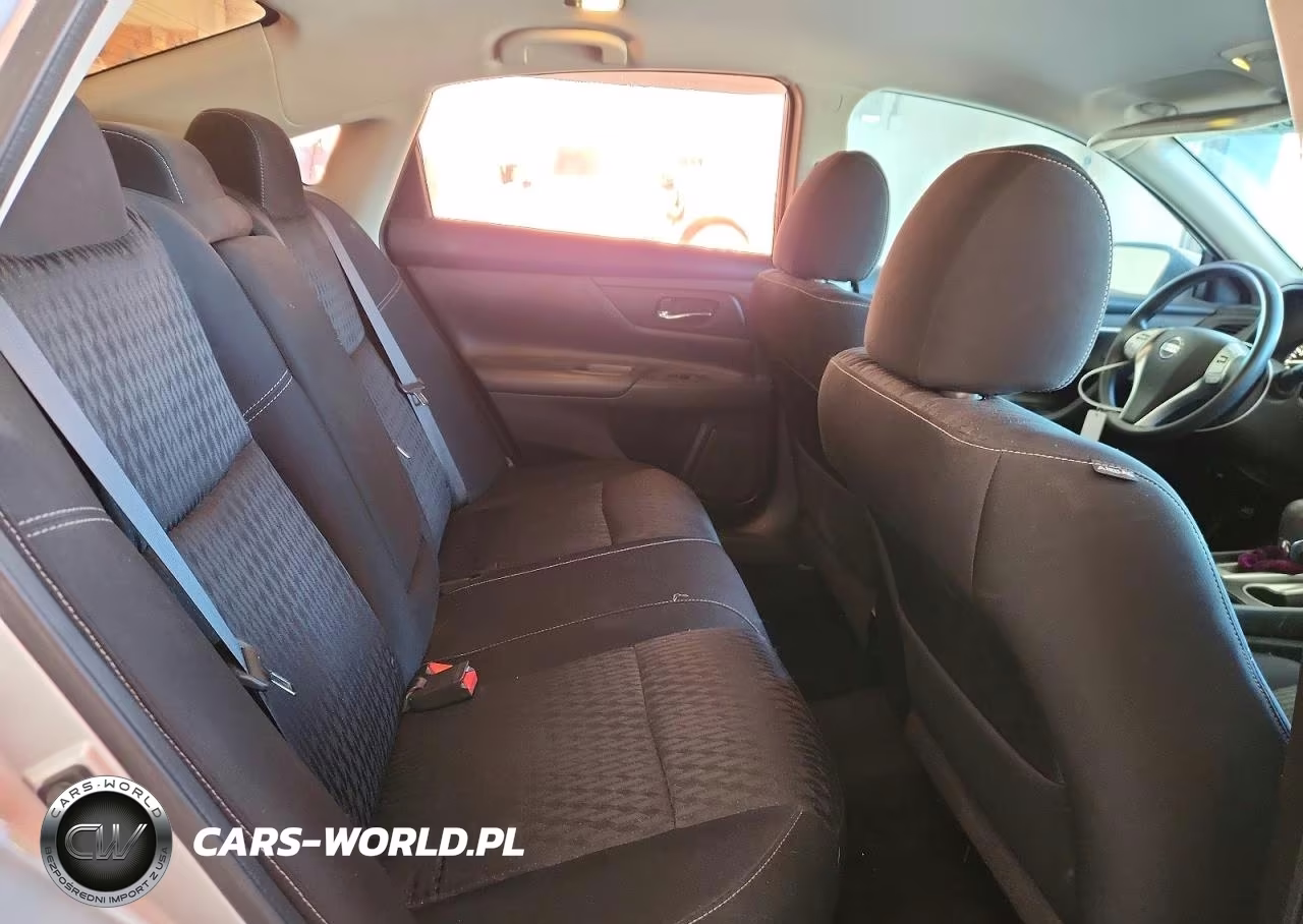 2018 Nissan Altima 2.5 S VIN:1N4AL3AP2JC234851 - 10