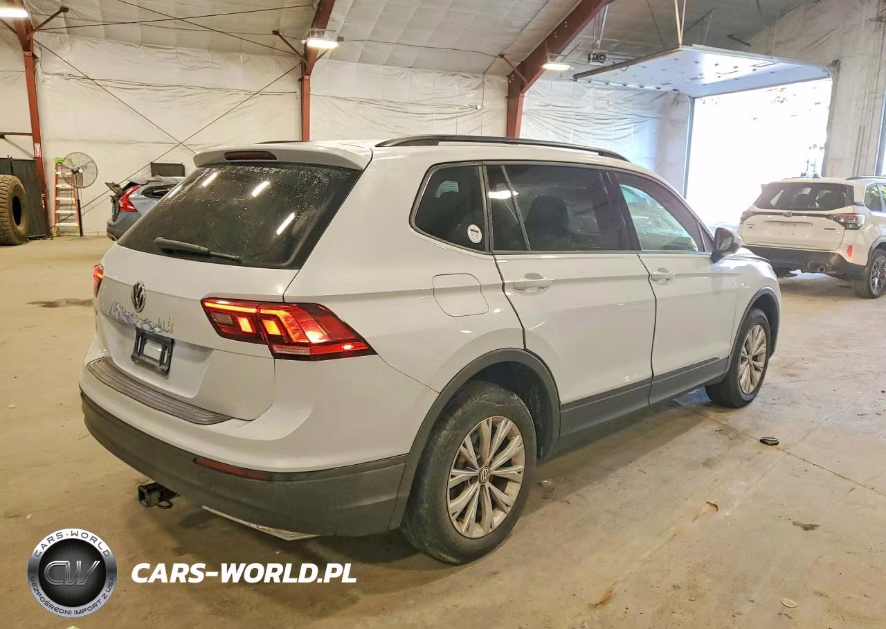 2019 Volkswagen Tiguan S VIN:3VV0B7AX2KM044162 - 3