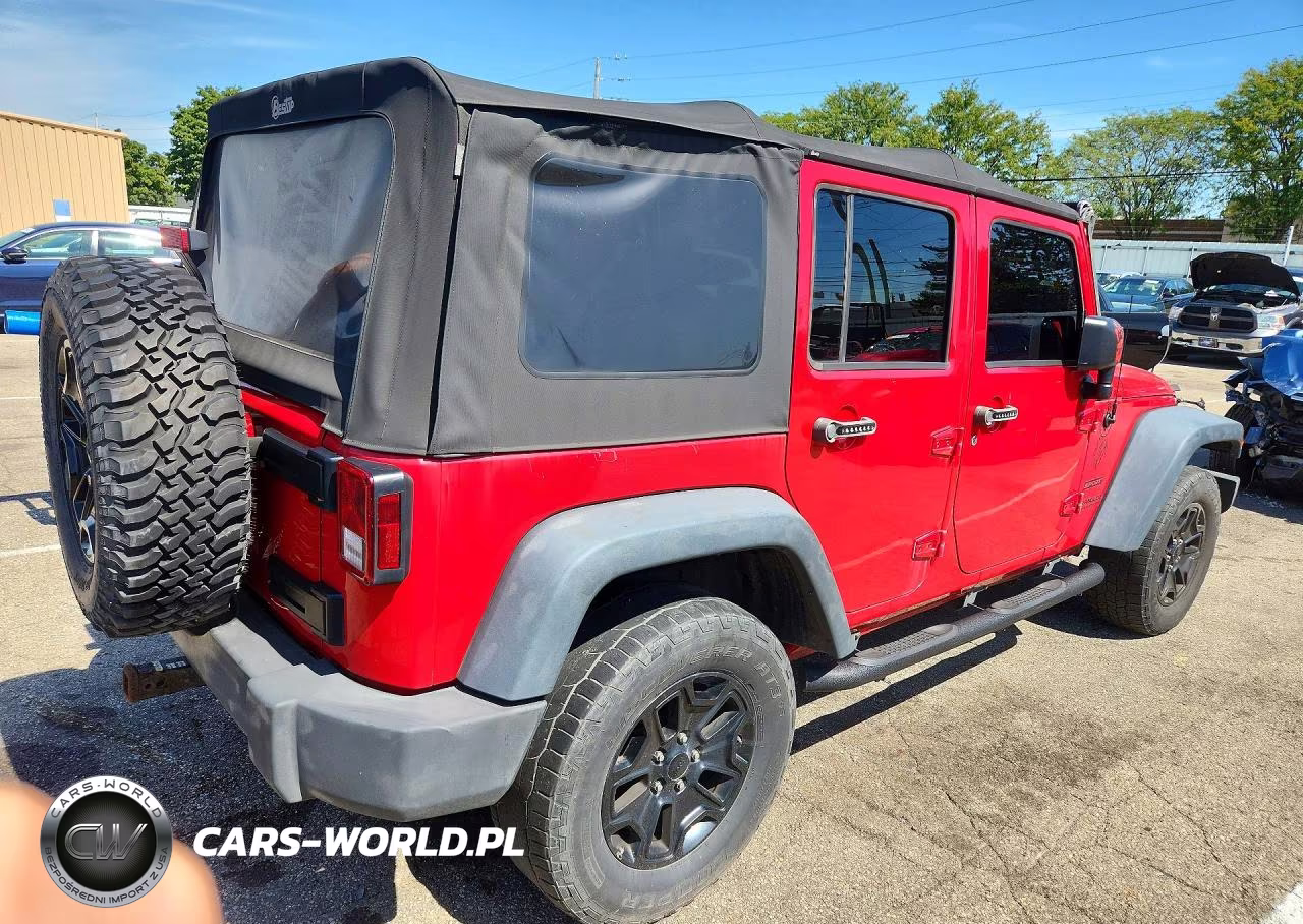 2014 Jeep Wrangler Unlimited Sport VIN:1C4BJWDG8EL272317 - 3