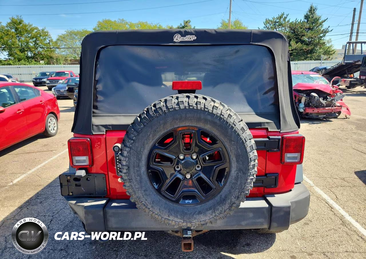 2014 Jeep Wrangler Unlimited Sport VIN:1C4BJWDG8EL272317 - 6