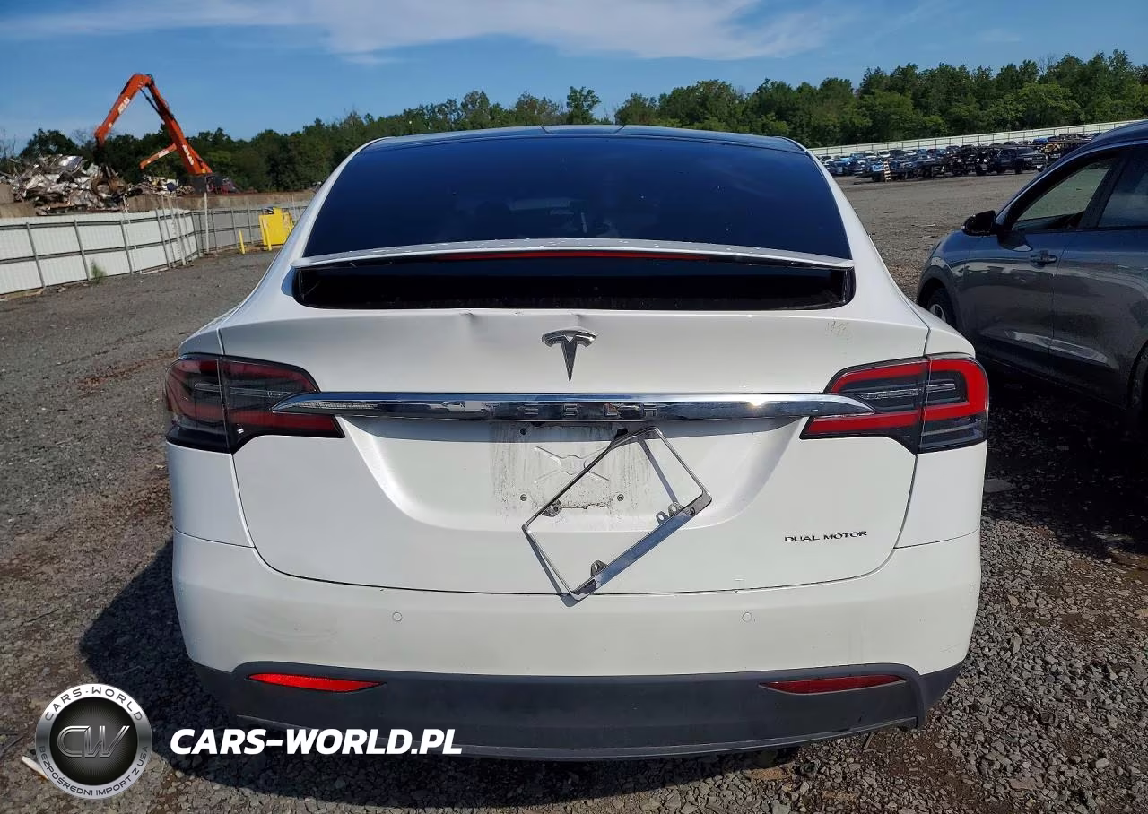 2021 Tesla Model X VIN:5YJXCAE28MF319644 - 6