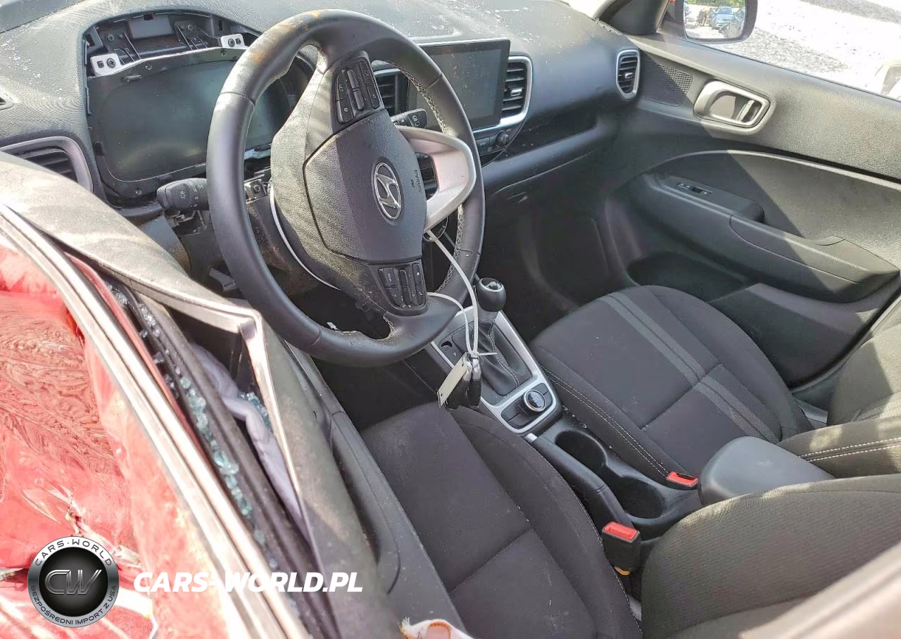 2025 Hyundai Venue Sel VIN:KMHRC8A3XSU372829 - 8