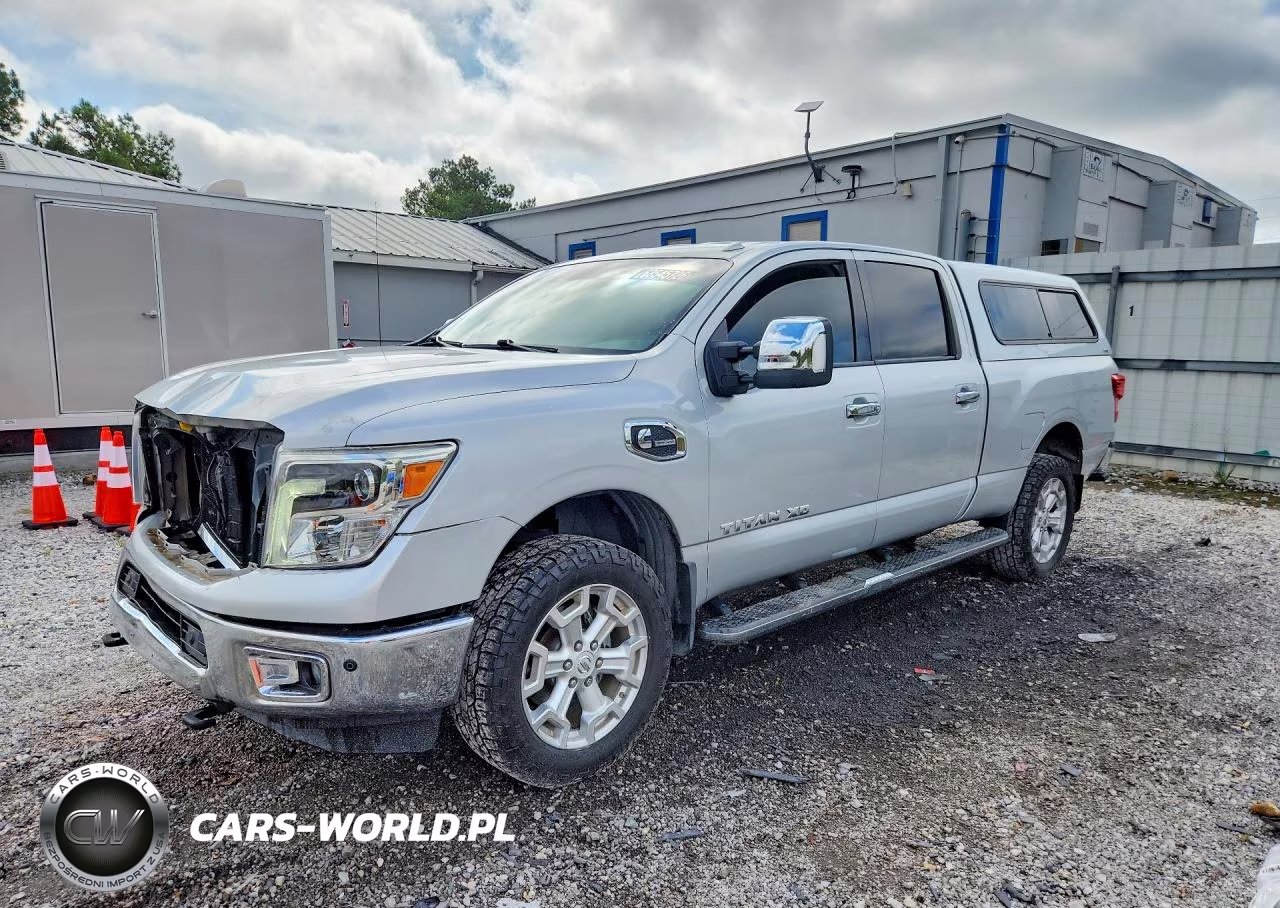 2017 Nissan Titan Xd Sl – zdjęcie 1 z 12