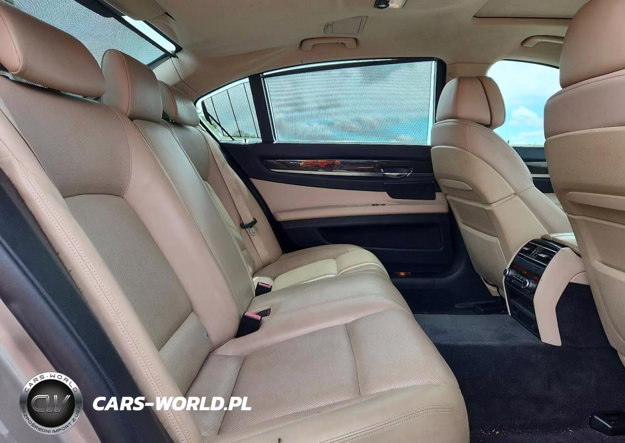 2012 BMW 750 Li VIN:WBAKB8C53CC964374 - 10