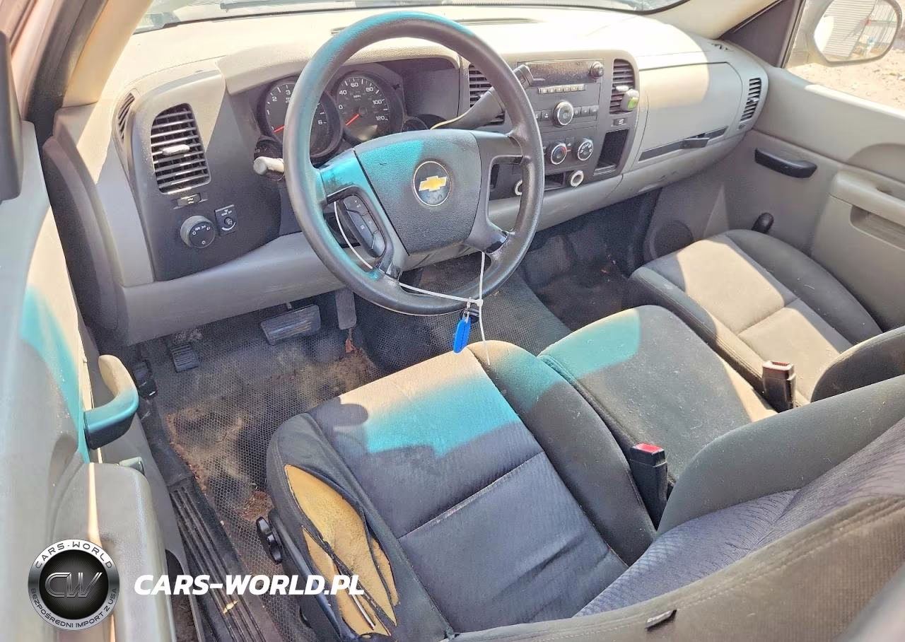 2010 Chevrolet Silverado 1500 VIN:1GCPCPEX8AZ280705 - 8