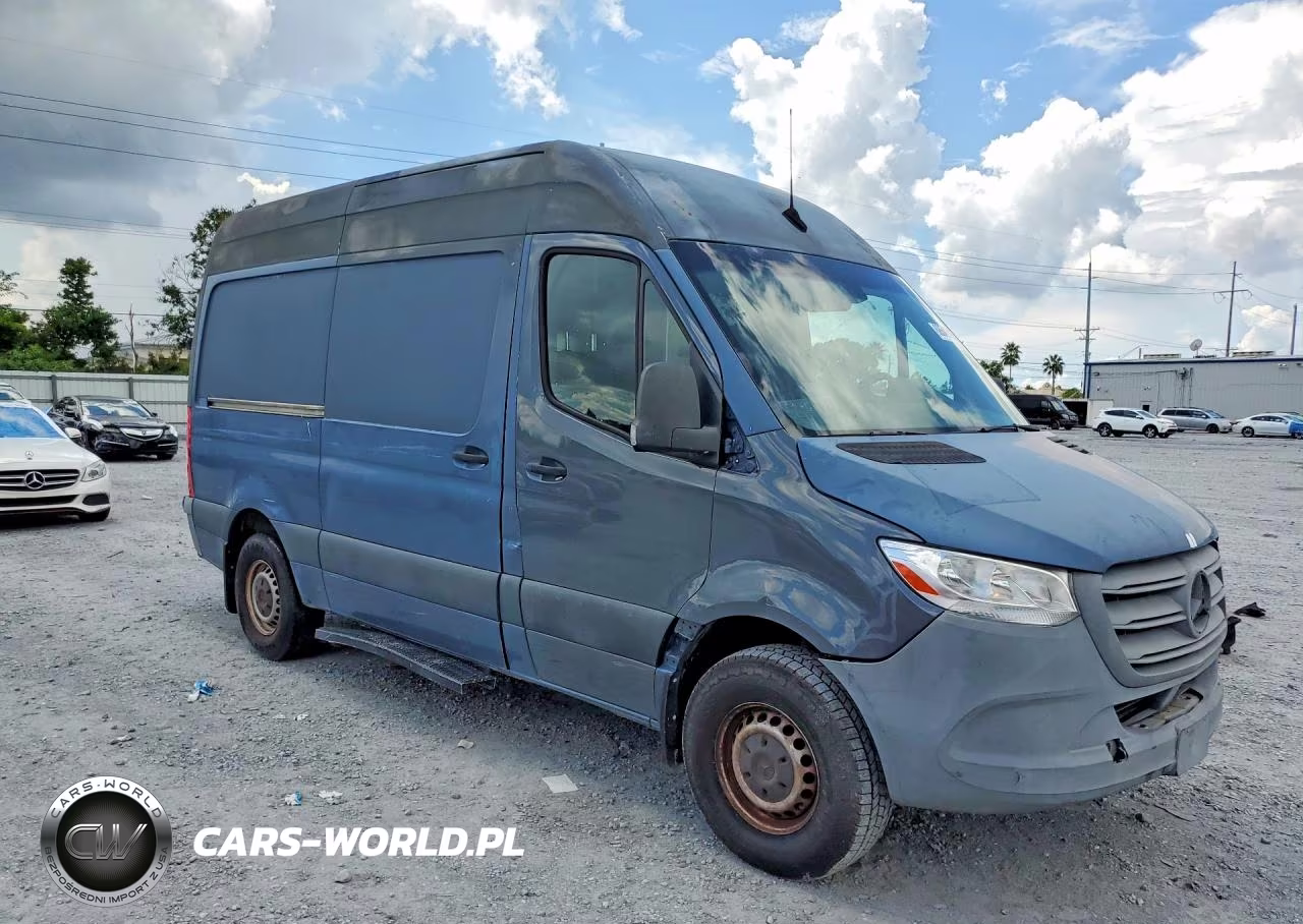 2019 Mercedes-Benz Sprinter 2500-3500 Delivery Van VIN:WD4PF0CD3KT004157 - 4
