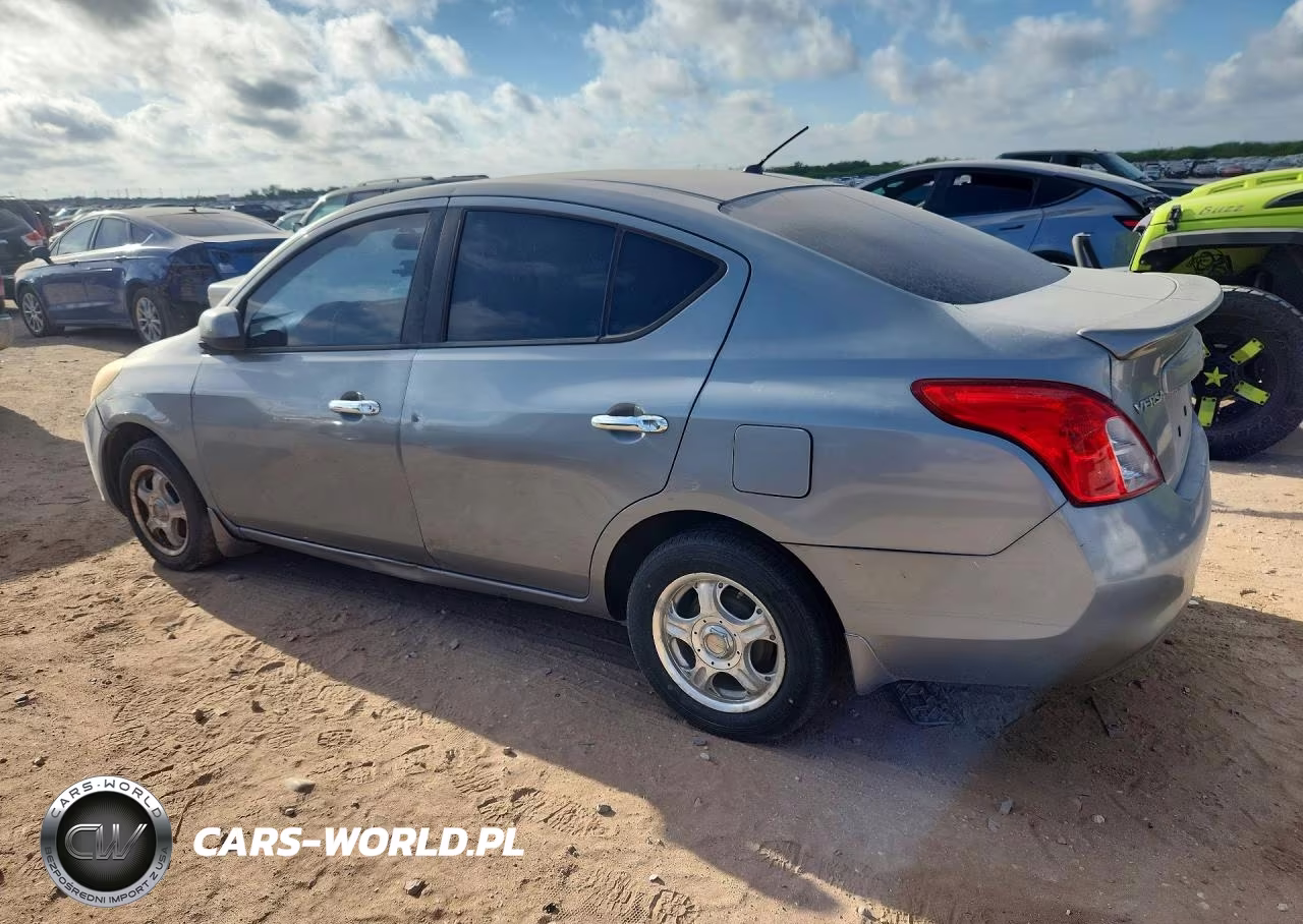 2012 Nissan Versa 1.6 S VIN:3N1CN7AP8CL932248 - 2