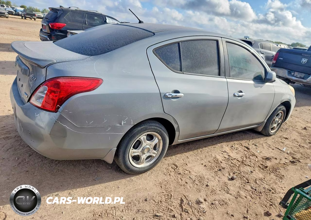 2012 Nissan Versa 1.6 S VIN:3N1CN7AP8CL932248 - 3