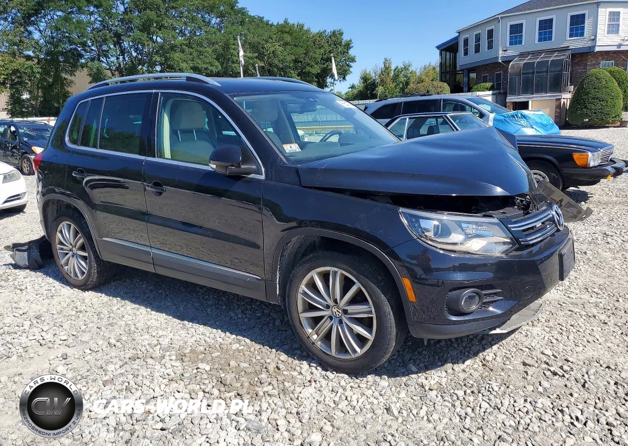2016 Volkswagen Tiguan S VIN:WVGBV7AX1GW519477 - 4