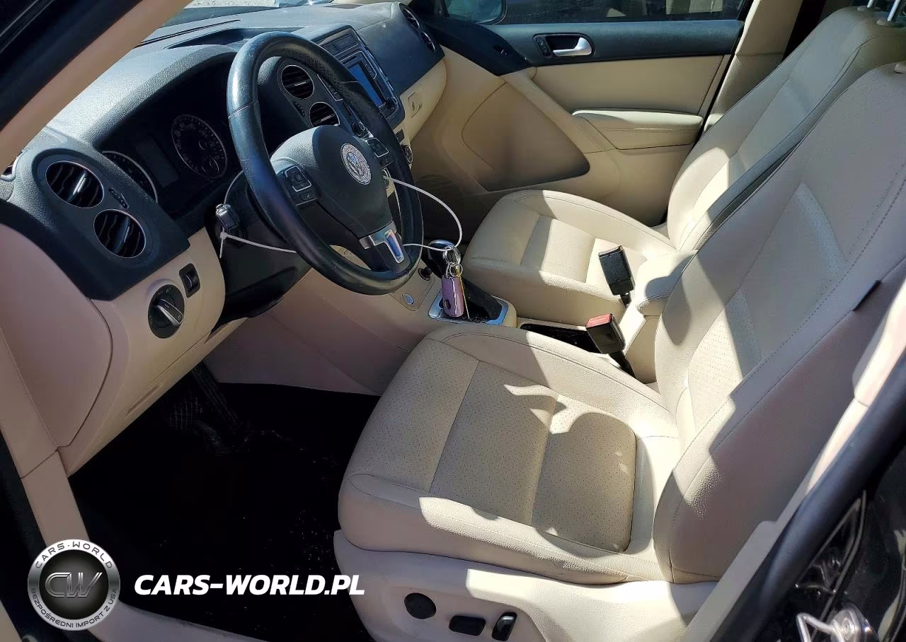 2016 Volkswagen Tiguan S VIN:WVGBV7AX1GW519477 - 7