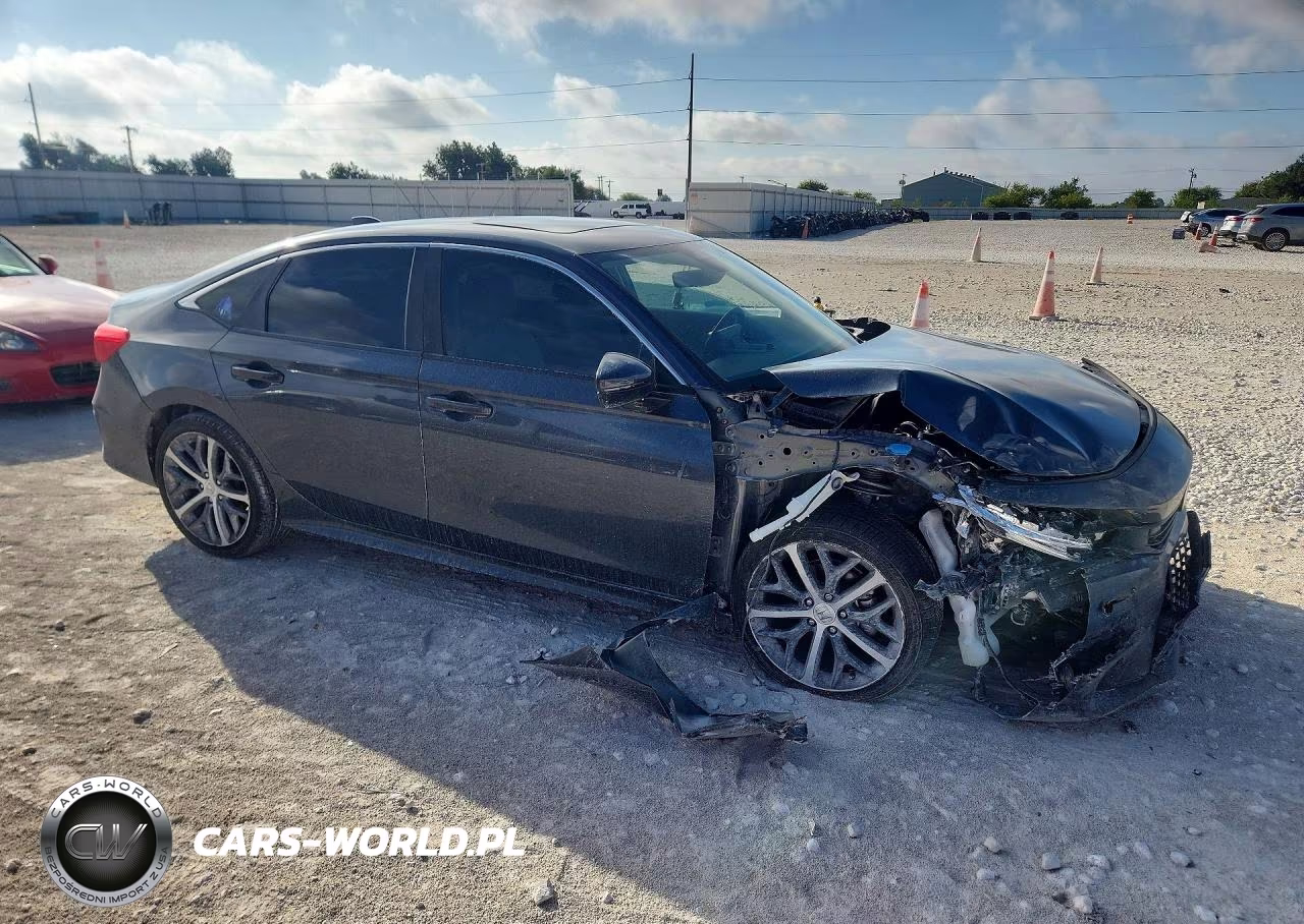 2024 Honda Civic Touring VIN:2HGFE1F91RH305296 - 4