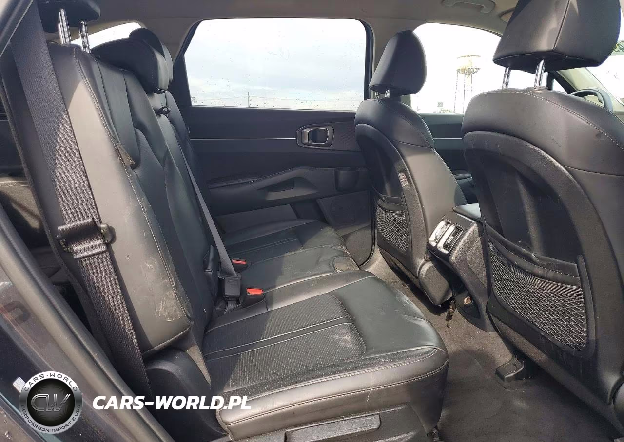 2024 Kia Sorento S VIN:5XYRLDJCXRG285716 - 11