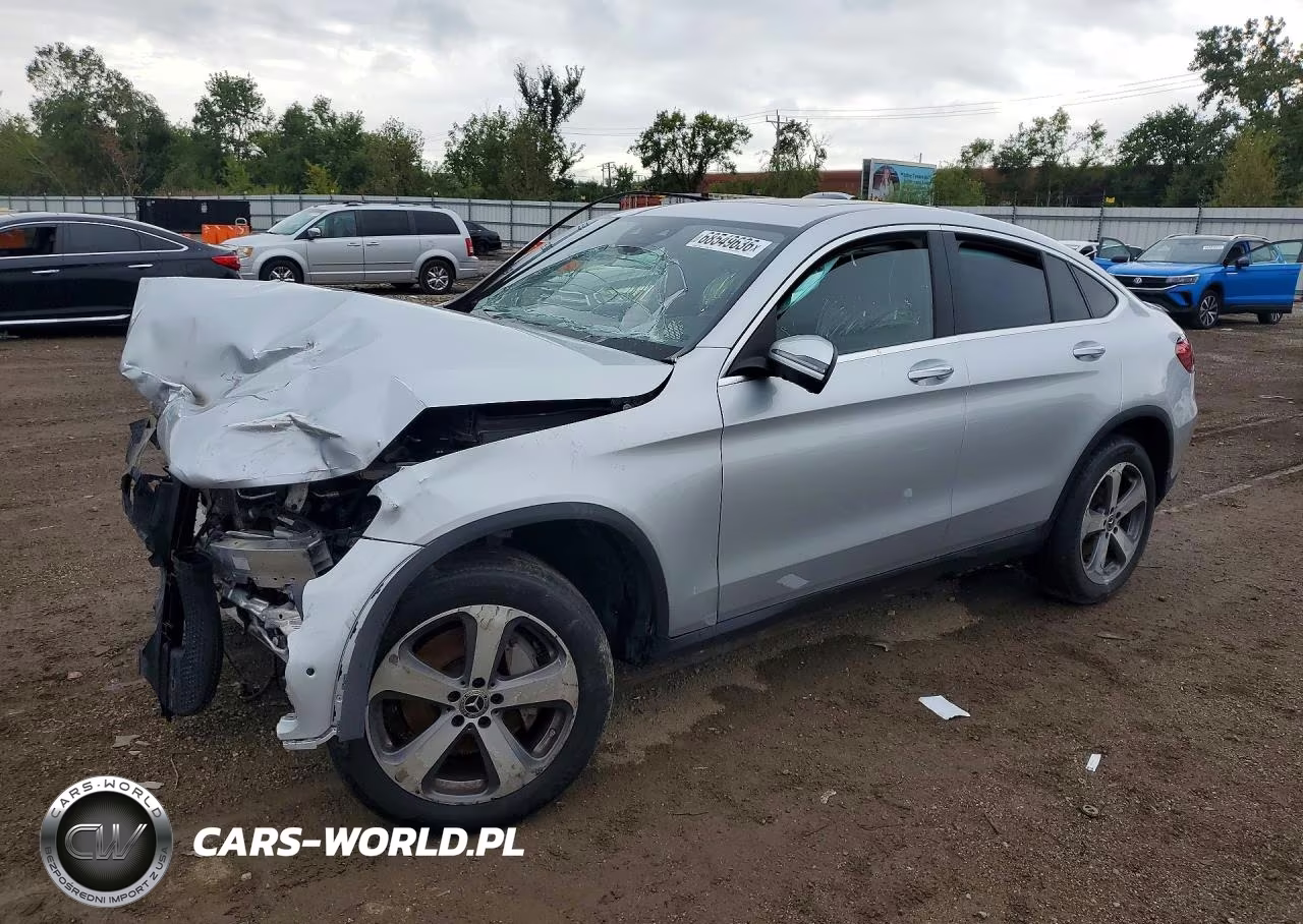 2020 Mercedes-Benz Glc Coupe 300 4Matic – zdjęcie 1 z 13