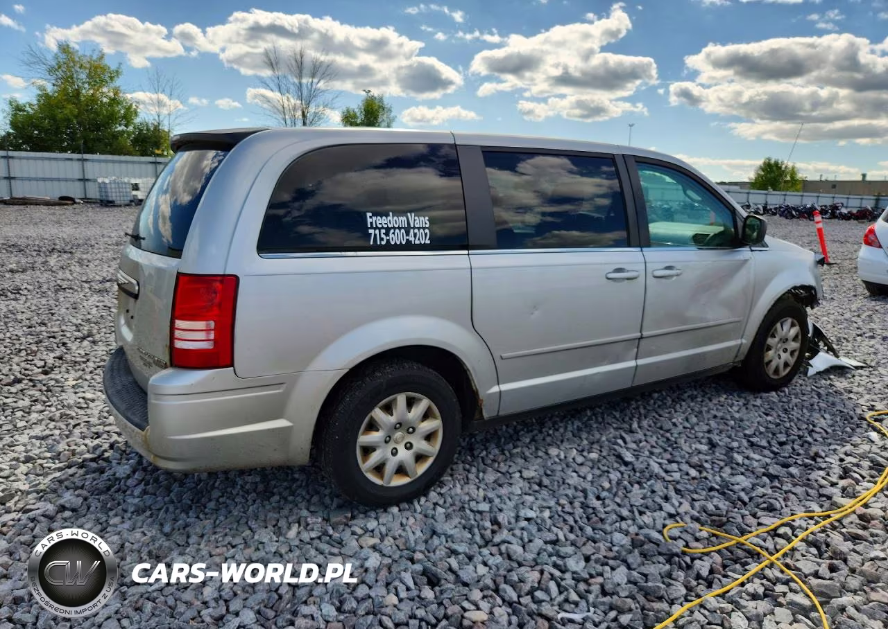 2009 Chrysler Town & Country Lx VIN:2A8HR44E59R526870 - 3