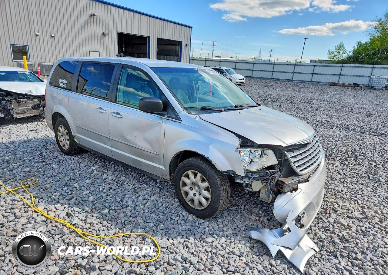 2009 Chrysler Town & Country Lx VIN:2A8HR44E59R526870 - 4