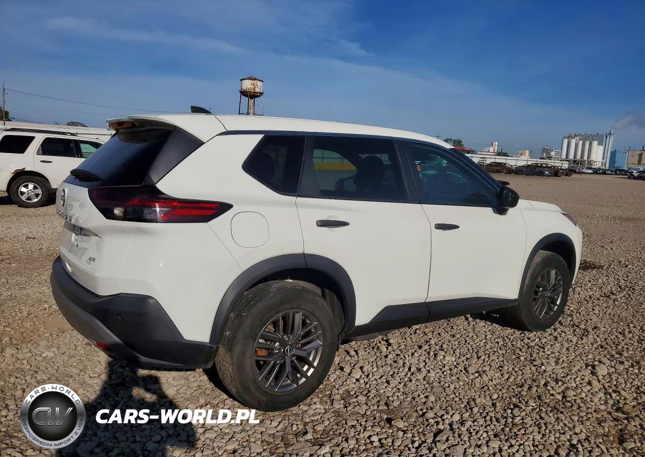 2022 Nissan Rogue S VIN:5N1BT3AB8NC722688 - 3