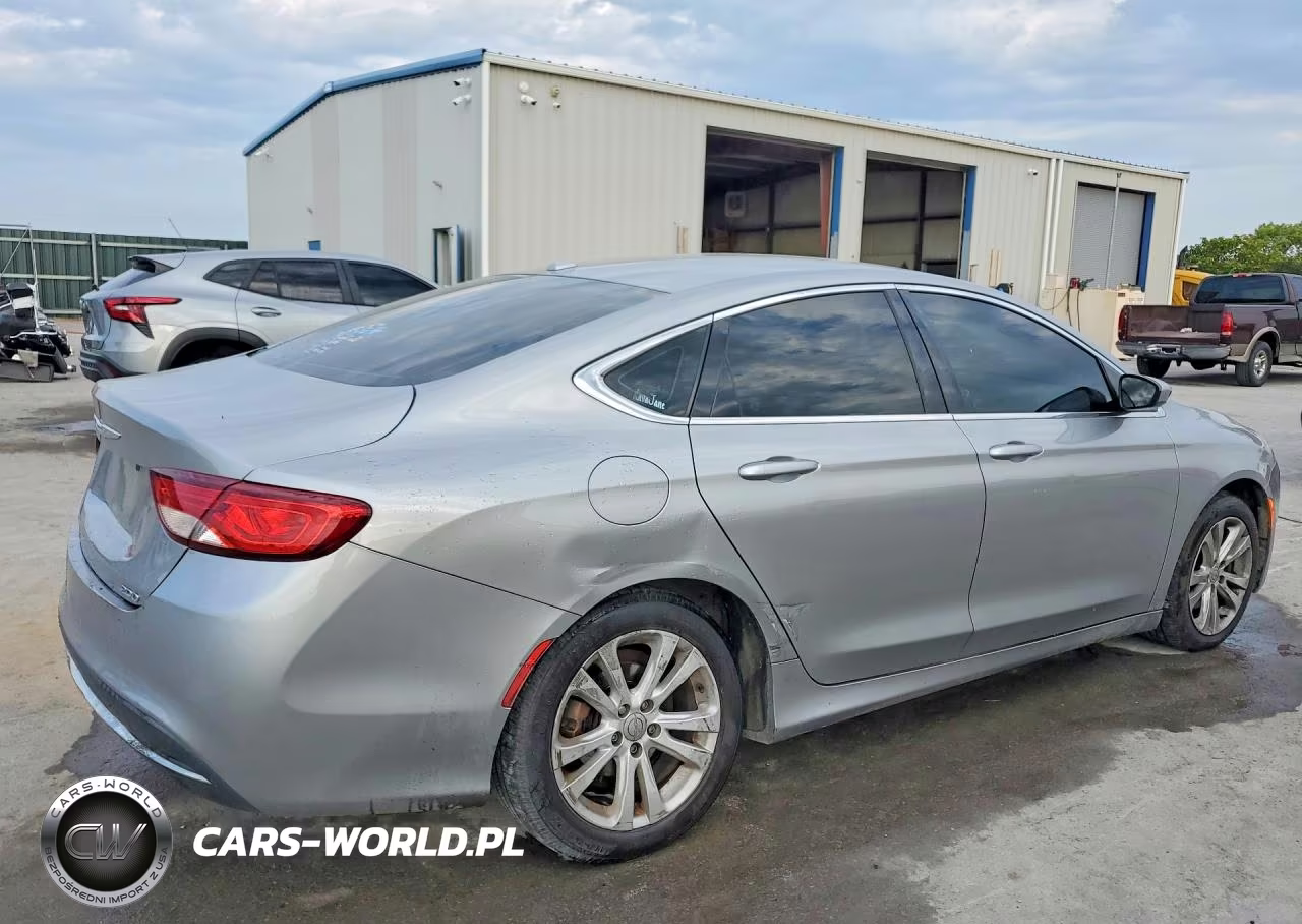 2015 Chrysler 200 Limited VIN:1C3CCCAB9FN701531 - 3