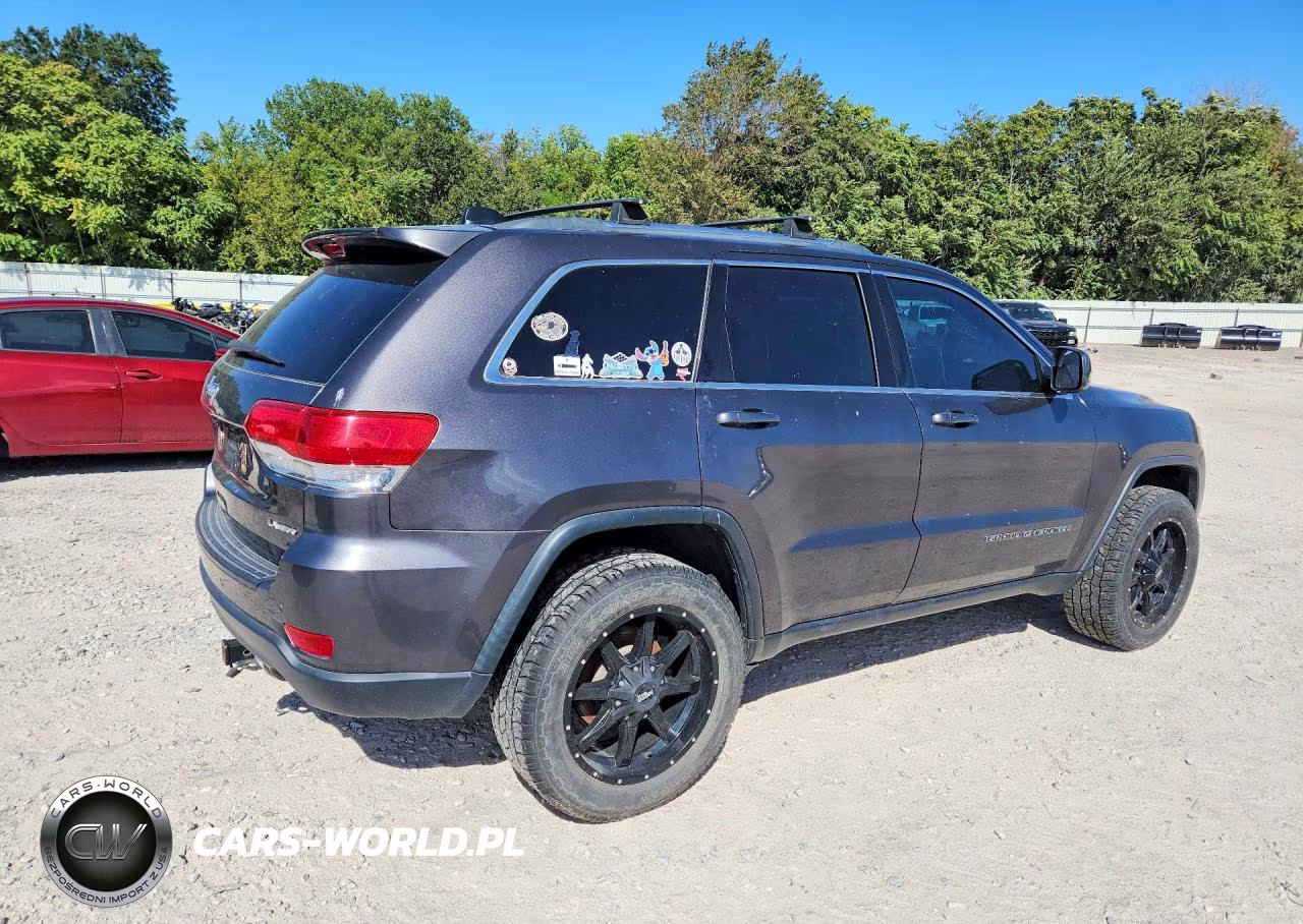 2019 Jeep Grand Cherokee Laredo VIN:1C4RJFAG0KC591239 - 3