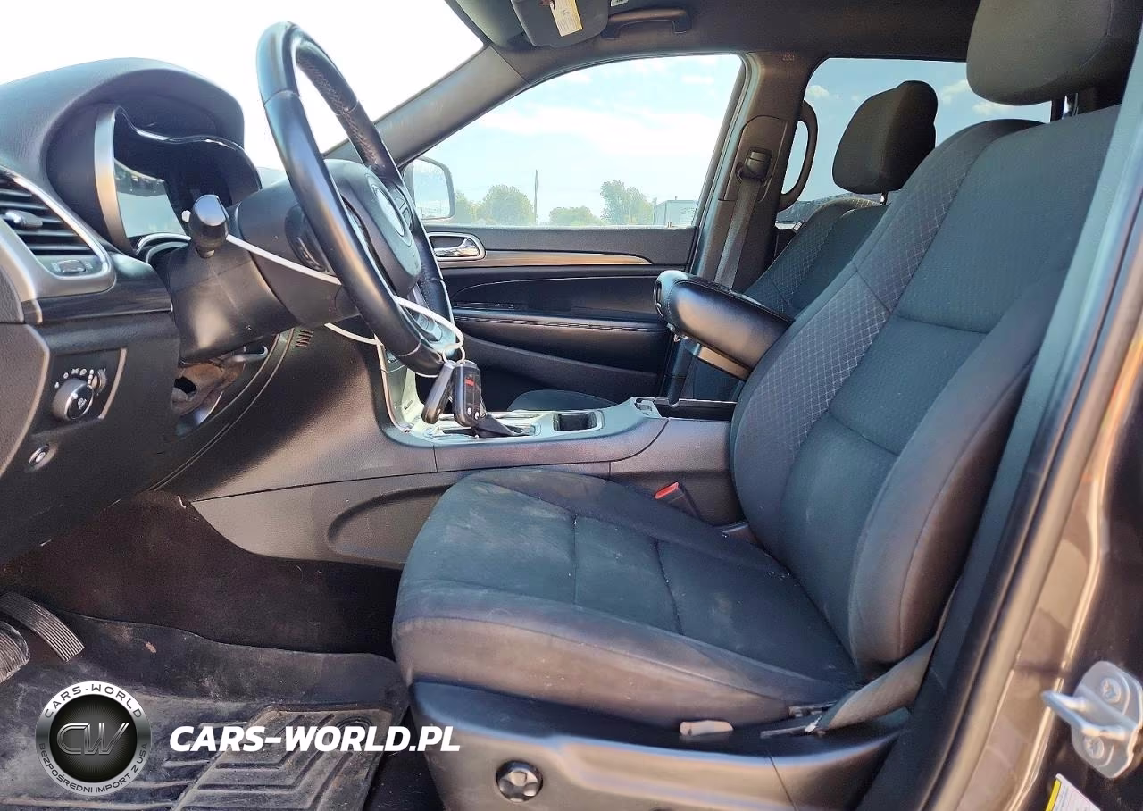 2019 Jeep Grand Cherokee Laredo VIN:1C4RJFAG0KC591239 - 7