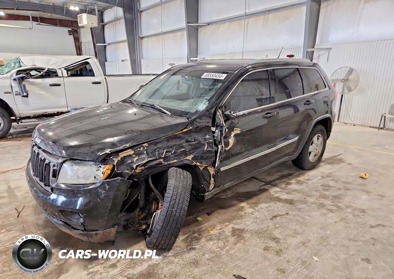 2011 Jeep Grand Cherokee Laredo VIN:1J4RR4GG1BC566879 - 1