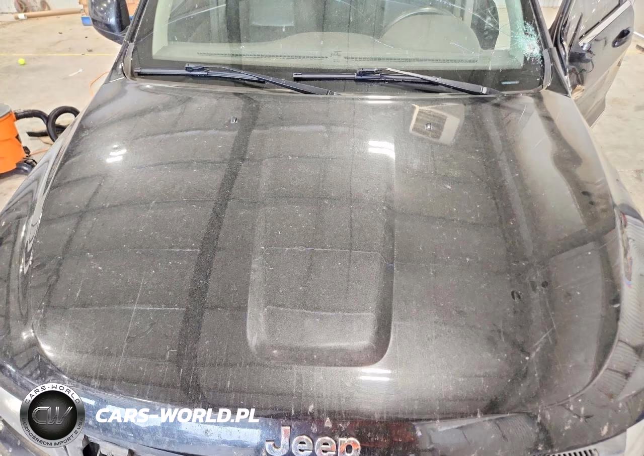 2011 Jeep Grand Cherokee Laredo VIN:1J4RR4GG1BC566879 - 12