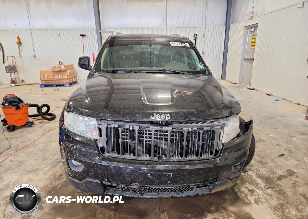 2011 Jeep Grand Cherokee Laredo VIN:1J4RR4GG1BC566879 - 5