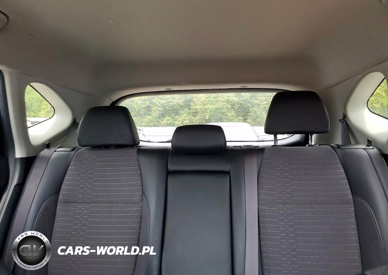 2021 Kia Seltos VIN:KNDEU2AA9M7059770 - 10