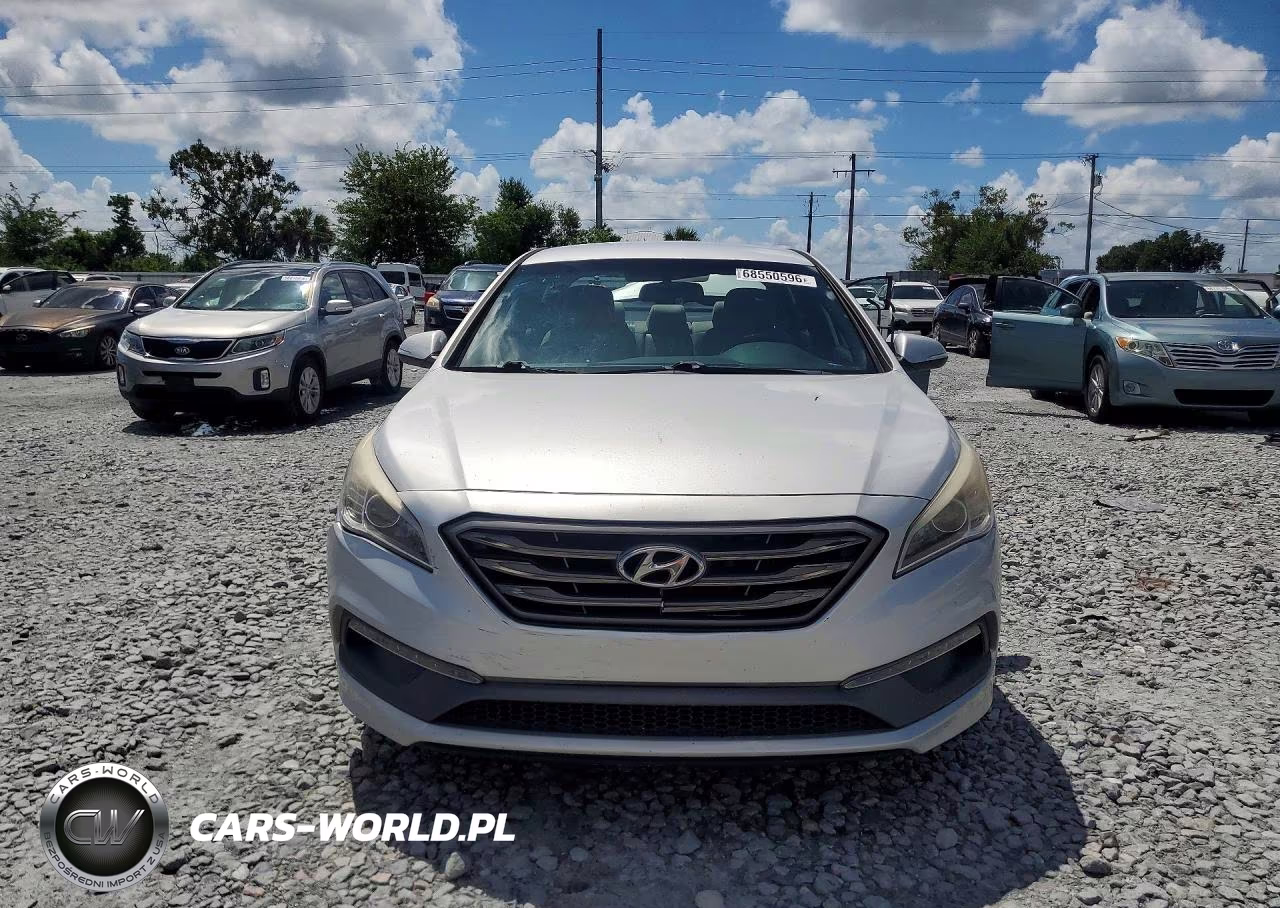 2017 Hyundai Sonata Sport 2.0T VIN:5NPE34AB7HH580415 - 5