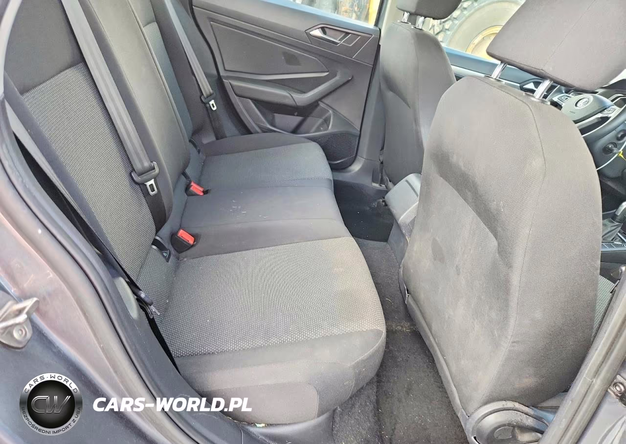 2019 Volkswagen Jetta S VIN:3VWCB7BU3KM248983 - 10