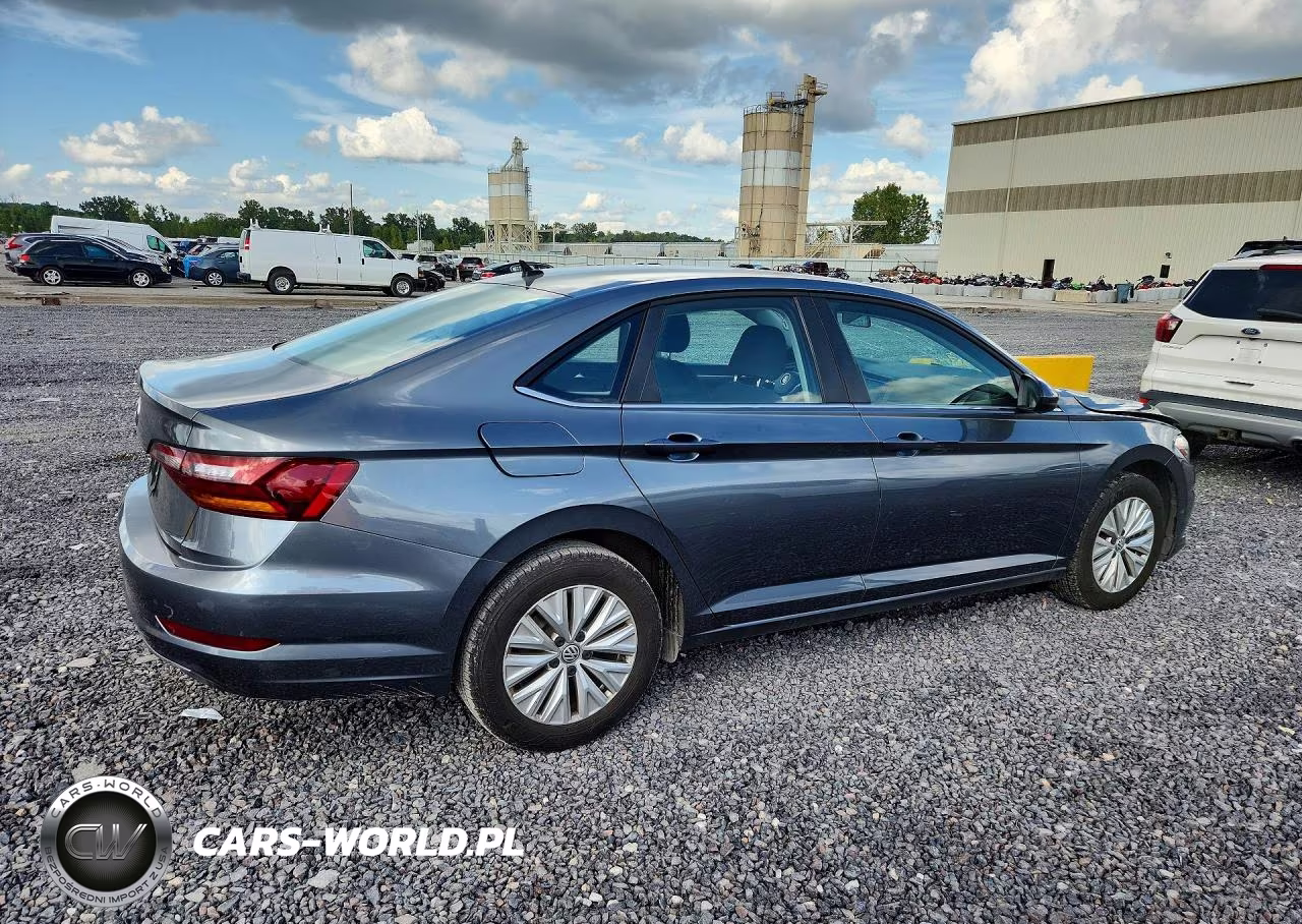 2019 Volkswagen Jetta S VIN:3VWCB7BU3KM248983 - 3