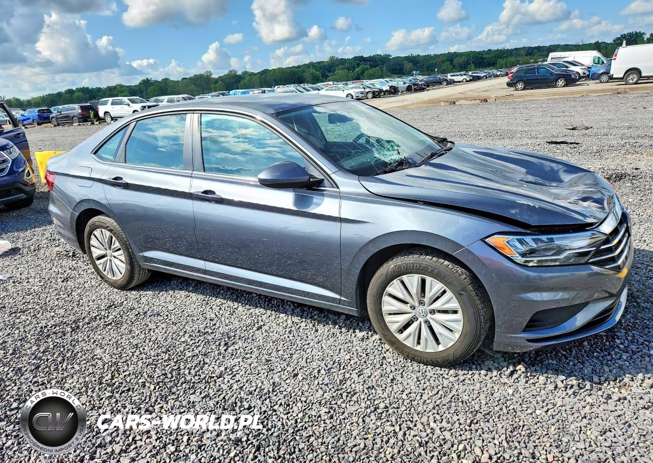 2019 Volkswagen Jetta S VIN:3VWCB7BU3KM248983 - 4