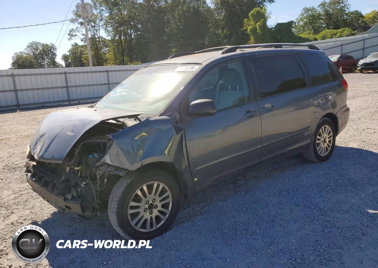 2008 Toyota Sienna Le 7-Passenger