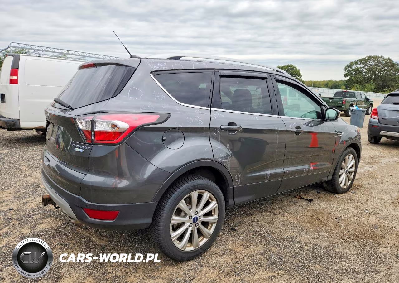 2017 Ford Escape Titanium VIN:1FMCU9J94HUA90157 - 3