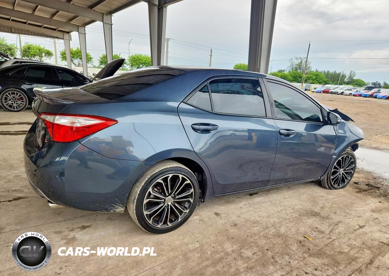 2015 Toyota Corolla S Plus VIN:2T1BURHE4FC263866 - 3